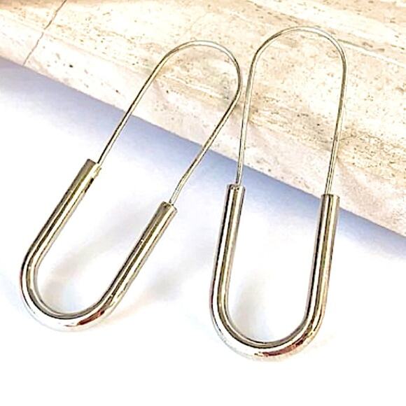 SILVER SAFETY PIN HOOP EARRINGS - Picture 7 of 7